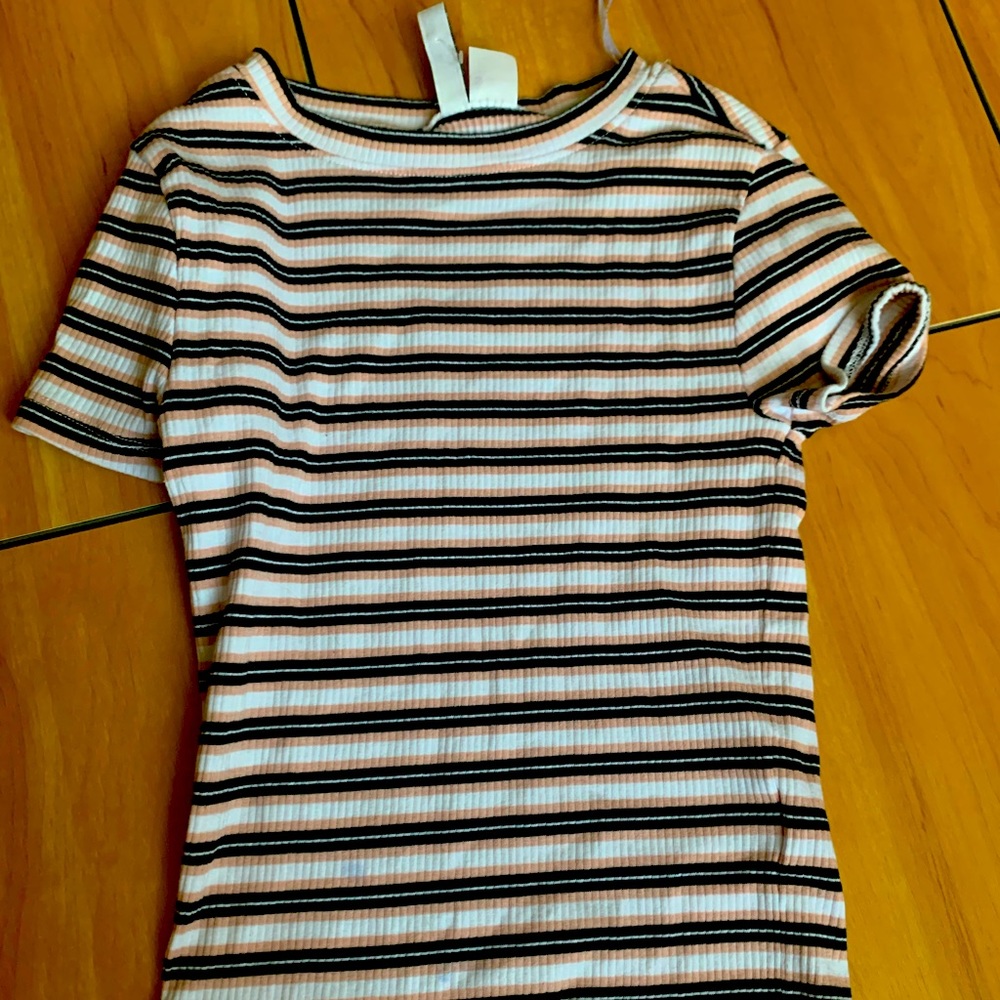 H&M striped form fitting top